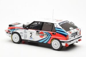 Lancia Delta Integrale 16V #2 M. Biasion / T. Siviero Rally Safari 1990 IXO 1:18 18RMC139A Kov – obrázek 5 z 6