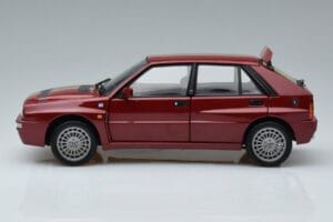 Lancia Delta Integrale Evo 2 Final Edition Kyosho 1:18 08343C Kov – obrázek 4 z 7