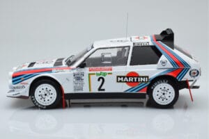 Lancia Delta S4 #2 M. Alen / I. Kivimaki Rally San Remo 1986 IXO 1:18 18RMC130A Kov – obrázek 3 z 6