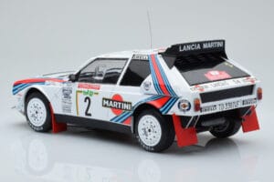 Lancia Delta S4 #2 M. Alen / I. Kivimaki Rally San Remo 1986 IXO 1:18 18RMC130A Kov – obrázek 5 z 6