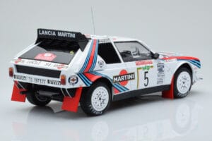 Lancia Delta S4 #5 M. Biasion / T. Siviero Rally San Remo 1986 IXO 1:18 18RMC130B Kov – obrázek 2 z 6