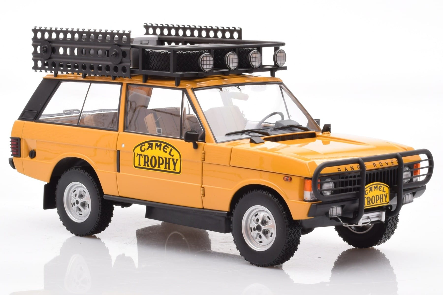 Land Rover Range Rover Camel Trophy Papua New Guinea 1982 Almost Real 1:18 810106 Kov – obrázek 6 z 8