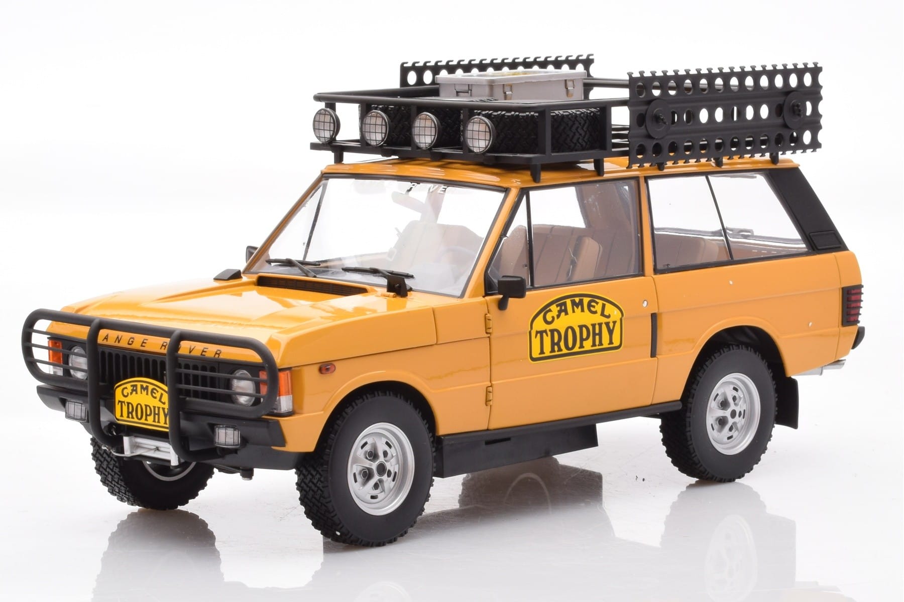 Land Rover Range Rover Camel Trophy Papua New Guinea 1982 Almost Real 1:18 810106 Kov