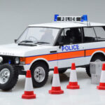 Land Rover Range Rover Policie Almost Real 1:18
