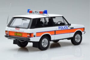 Land Rover Range Rover Policie Almost Real 1:18 810115 Kov – obrázek 3 z 9
