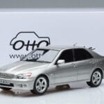 Lexus IS200 XE10 Stříbrný Otto 1:18 OT991 Pryskyřice - image 6 of 6