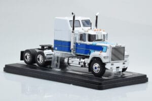 Mack Superliner Magnum Bílý Modrý IXO 1:43 TR165 Kov – obrázek 4 z 6