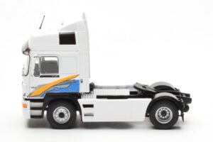 MAN F2000 Bílý IXO 1:43 TR174