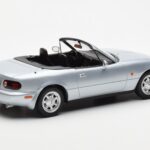 Mazda MX-5 NA Stříbrný Norev 1:18 188023 - image 2 of 7