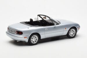 Mazda MX-5 NA Stříbrný Norev 1:18 188023 Kov – obrázek 2 z 7