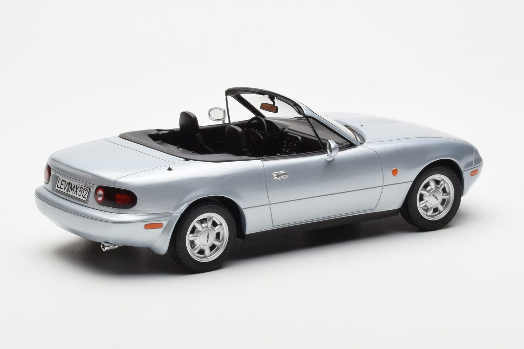 Mazda MX-5 NA Stříbrný Norev 1:18 188023 Kov – obrázek 2 z 7