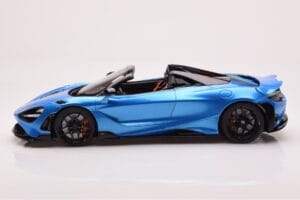 McLaren 765LT Spider Modrý GT Spirit 1:18 GT886 Pryskyřice – obrázek 3 z 6