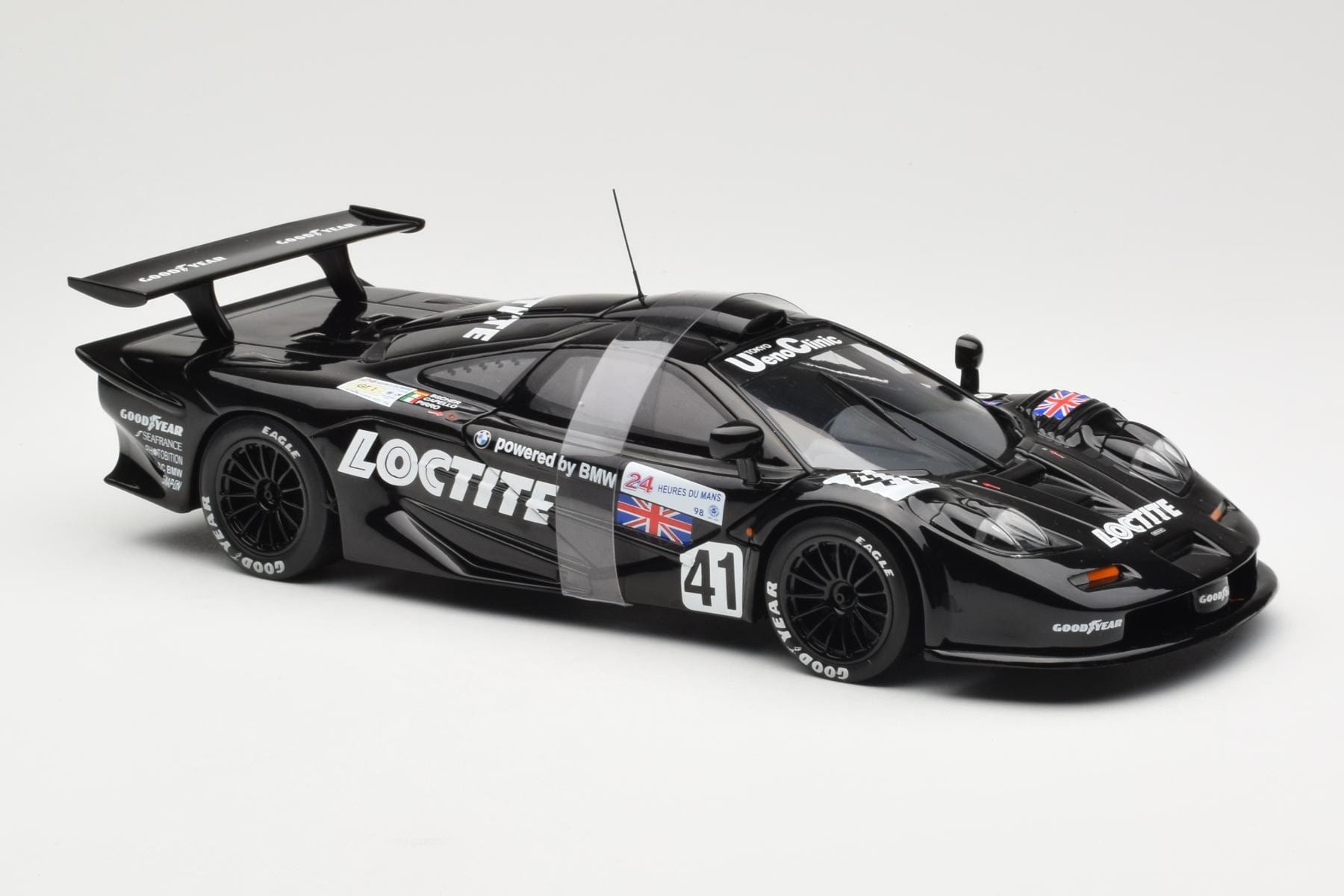 McLaren F1 GTR Loctite #27 T. Bäscher / R. Capello / E. Pirro 24 Hours of Le Mans 1998 UT Models 1:18 39821 Kov – obrázek 4 z 6