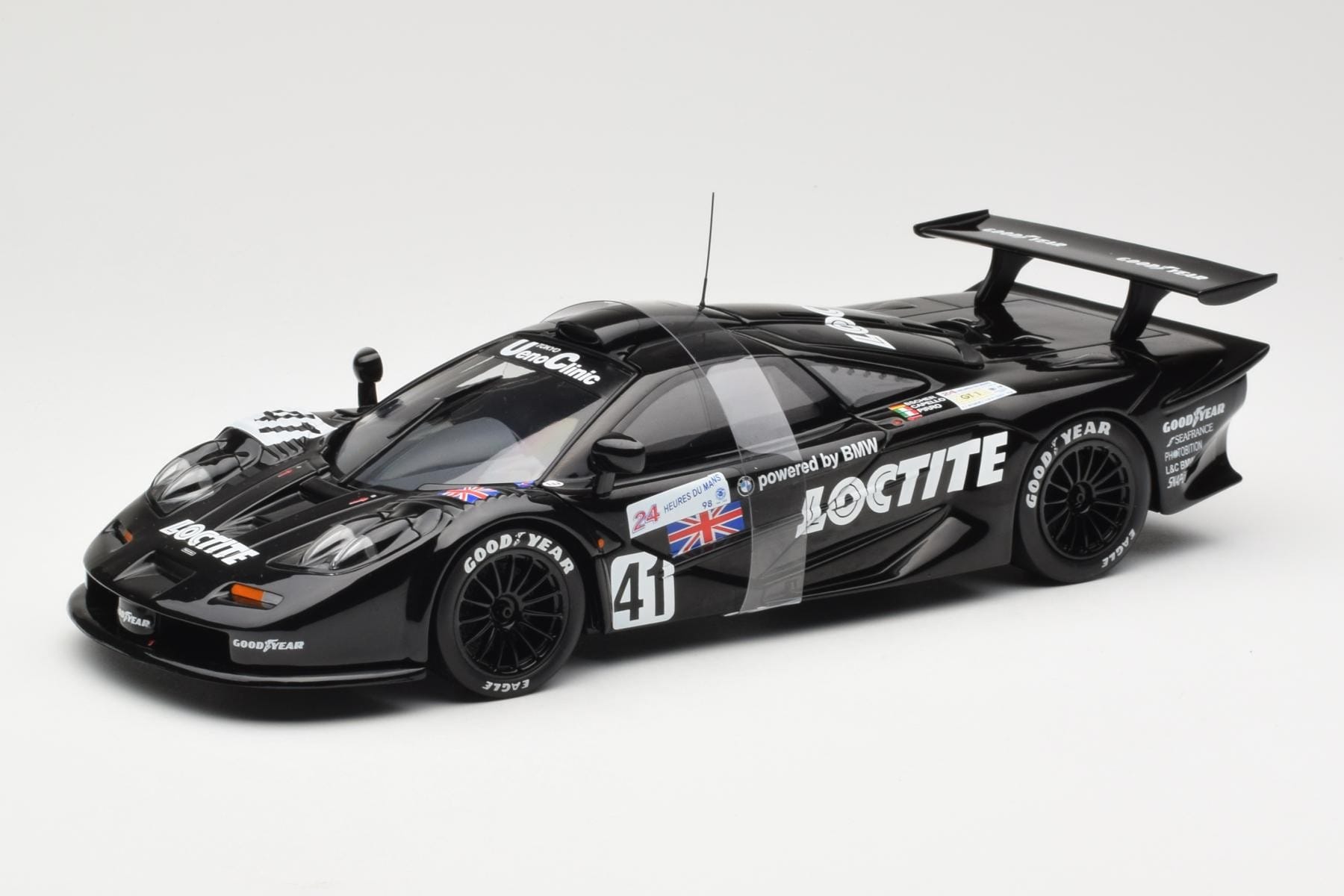 McLaren F1 GTR Loctite #27 T. Bäscher / R. Capello / E. Pirro 24 Hours of Le Mans 1998 UT Models 1:18 39821 Kov
