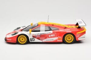 McLaren F1 GTR #40 J. O'Rourke / M. Sugden / P. Auberlein EMI 24 Hours of Le Mans 1996 UT Models 1:18 39820 Kov – obrázek 3 z 6