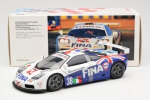 McLaren F1 GTR #38 M. Duez / M. Soper / E. Lafitte Team Bigazzi 24 Hours of Le Mans 1996 UT Models 1:18 80439421484 Kov – obrázek 6 z 6