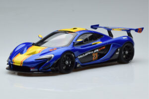McLaren P1 GTR Modrá Se Žlutými Pruhy AUTOart 1:18