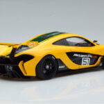 McLaren P1 GTR Žlutá Se Zelenými Pruhy AUTOart 1:18 - image 3 of 7