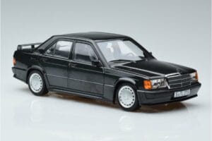 Mercedes 190 E 2.3-16 Cosworth W201 Norev 1:18 183830 Kov – obrázek 5 z 7