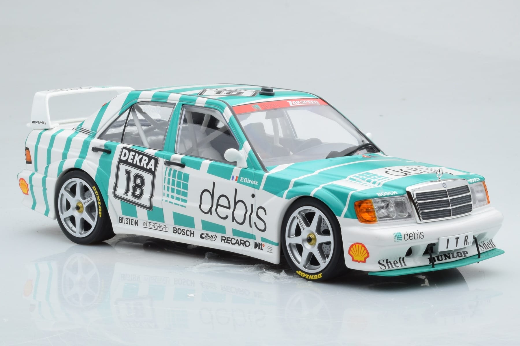 Mercedes 190E 2.5-16 W201 EVO 2 Debis #18 F. Giroix Team Zackspeed DTM 1991 Minichamps 1:18 155913618 Kov – obrázek 4 z 6