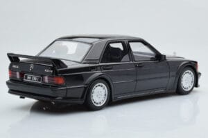Mercedes 190E W201 2.5-16 Evo I Černý Otto 1:18 OT151 Pryskyřice – obrázek 2 z 6