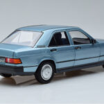 Mercedes 190E W201 Světle Modrá Norev 1:18 - image 3 of 7