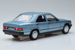 Mercedes 190E W201 Světle Modrá Norev 1:18 183828 Kov – obrázek 3 z 7