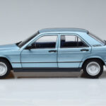 Mercedes 190E W201 Světle Modrá Norev 1:18 - image 4 of 7