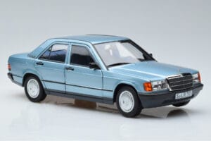 Mercedes 190E W201 Světle Modrá Norev 1:18 183828 Kov – obrázek 5 z 7