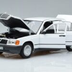 Mercedes 190 E W201 Bílý Norev 1:18 183820 Kov - image 2 of 7