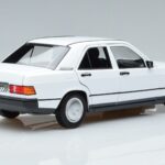 Mercedes 190 E W201 Bílý Norev 1:18 183820 Kov - image 3 of 7