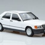 Mercedes 190 E W201 Bílý Norev 1:18 183820 Kov - image 5 of 7