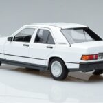 Mercedes 190 E W201 Bílý Norev 1:18 183820 Kov - image 6 of 7
