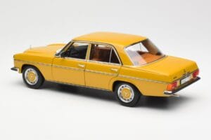 Mercedes 200/8 W115 Sahara Žlutý Norev 1:18 183771 Kov – obrázek 7 z 8