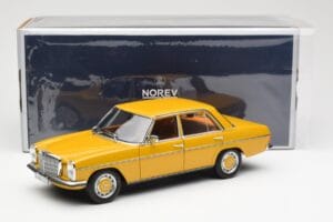 Mercedes 200/8 W115 Sahara Žlutý Norev 1:18 183771 Kov – obrázek 8 z 8