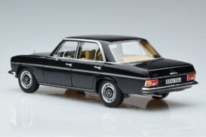 Mercedes 200 W115 Limitovaná Edice Norev 1:18 183775 Kov – obrázek 7 z 8