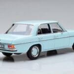 Mercedes 200 W115 Norev 1:18 183777 Kov - image 3 of 7