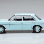 Mercedes 200 W115 Norev 1:18 183777 Kov - image 4 of 7