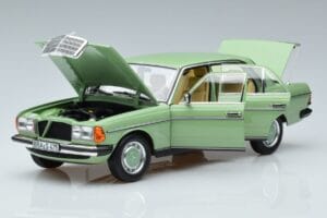 Mercedes 200 W123 Zelený Norev 1:18 183796 Kov – obrázek 2 z 7