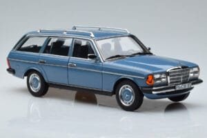 Mercedes 200T S123 Modrá Norev 1:18 183737 Kov – obrázek 5 z 7