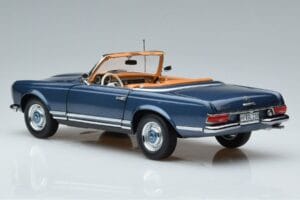 Mercedes 230 SL W113 Pagoda Modrý Limitovaná Edice Norev 1:18 183767 Kov – obrázek 7 z 8