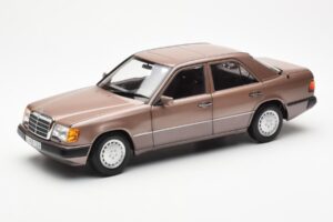 Mercedes 230E W124 Rosewood Metallic Edice Dealera Norev 1:18 B66040697