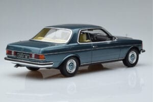 Mercedes 280 CE C123 Modrý Otto 1:18 OT627 Pryskyřice – obrázek 2 z 6