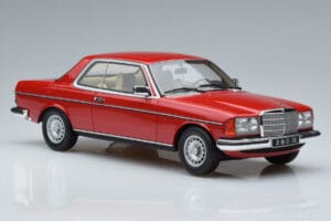 Mercedes 280 CE C123 Červený Otto 1:18 OT145 Pryskyřice – obrázek 4 z 6