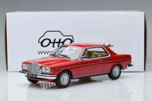 Mercedes 280 CE C123 Červený Otto 1:18 OT145 Pryskyřice – obrázek 6 z 6