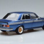 Mercedes 280 E AMG W123 Modrý Otto 1:18 OT221 Pryskyřice - image 2 of 6