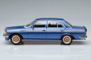 Mercedes 280 E AMG W123 Modrý Otto 1:18 OT221 Pryskyřice – obrázek 3 z 6