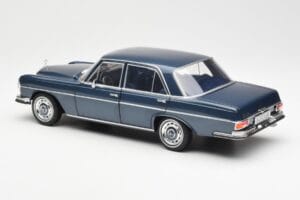 Mercedes 280 SE W108 Tmavě Modrý Metalíza Norev 1:18 183534 Kov – obrázek 7 z 8