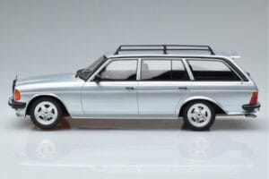 Mercedes 280 TE AMG S123 Stříbrný Otto 1:18 OT246 Pryskyřice – obrázek 3 z 6