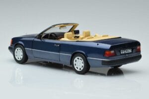 Mercedes 300 CE-24 A124 Kabriolet Nautical Modrý Limitovaná Edice Norev 1:18 183879 Kov – obrázek 6 z 7